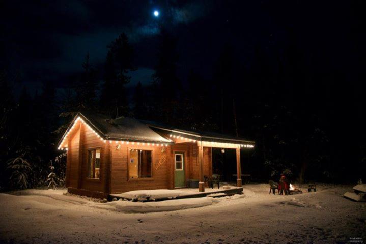 Mica Mountain Lodge & Log Cabins Tête Jaune Exterior foto