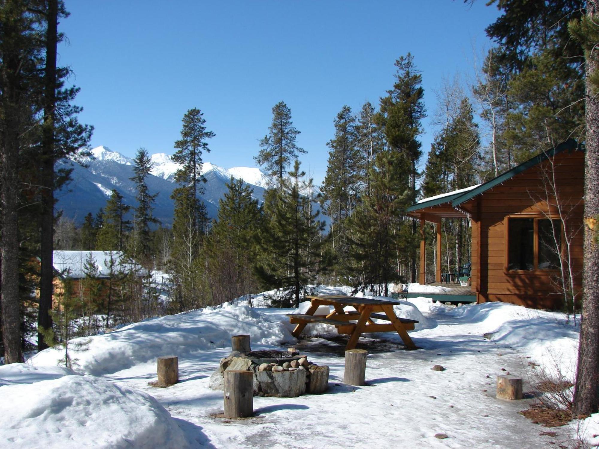 Mica Mountain Lodge & Log Cabins Tête Jaune Exterior foto