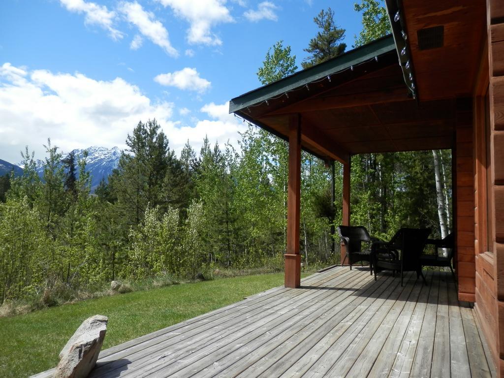 Mica Mountain Lodge & Log Cabins Tête Jaune Exterior foto